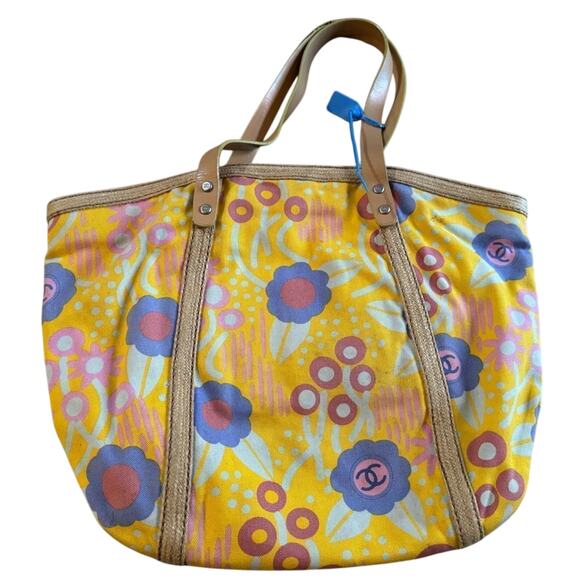 CHANEL CC Logos Flower Shoulder Tote Bag Canvas Leather Yellow 2 callouts GUC - Picture 2 of 11